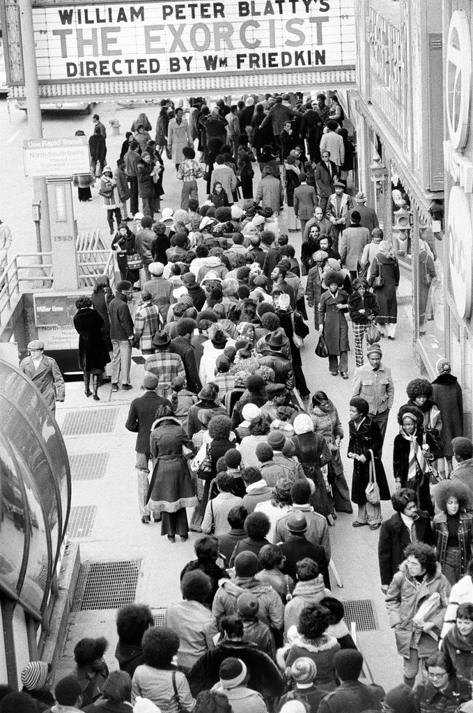Crowd lined up to see The Exorcist - Larry Graff for Chicago Sun-Times