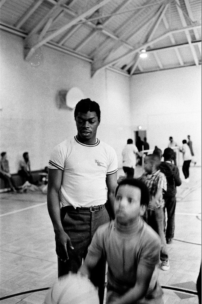 Kids play on indoor basketball court - Chicago Sun-Times