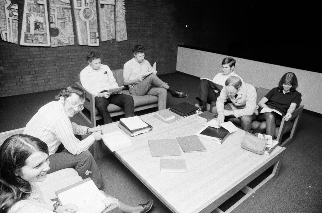 Moody Bible Institute campus and students - Chicago Sun-Times