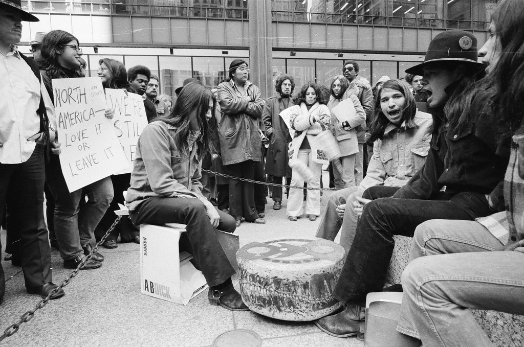 Native American demonstration at Civic Center - Chicago Sun-Times