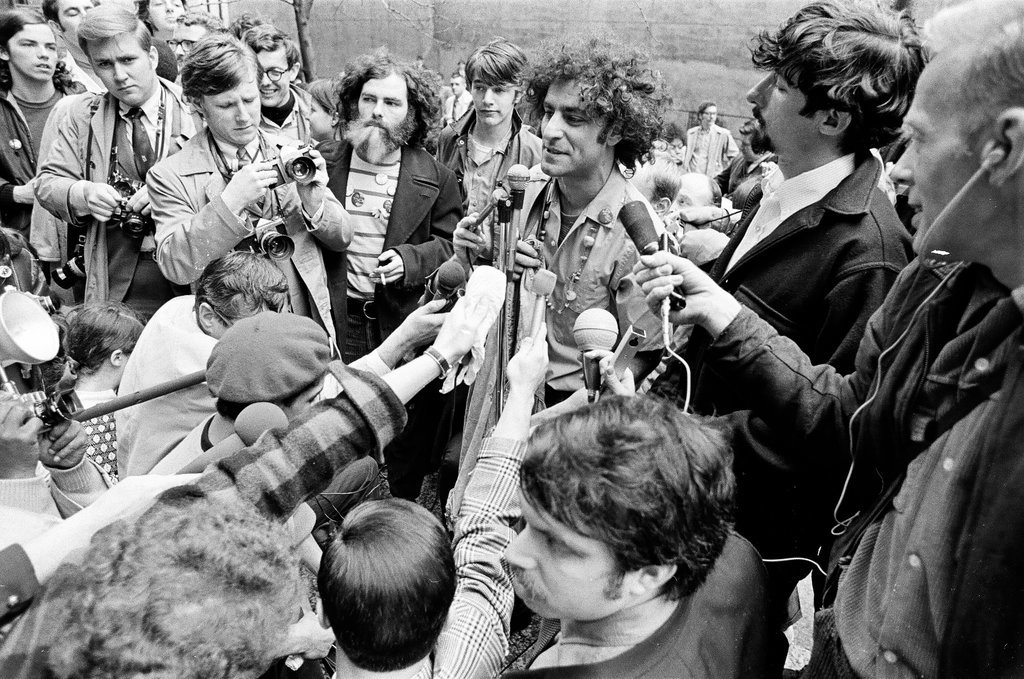 Abbie Hoffman and others at demonstration outside Federal Building - Chicago Sun-Times