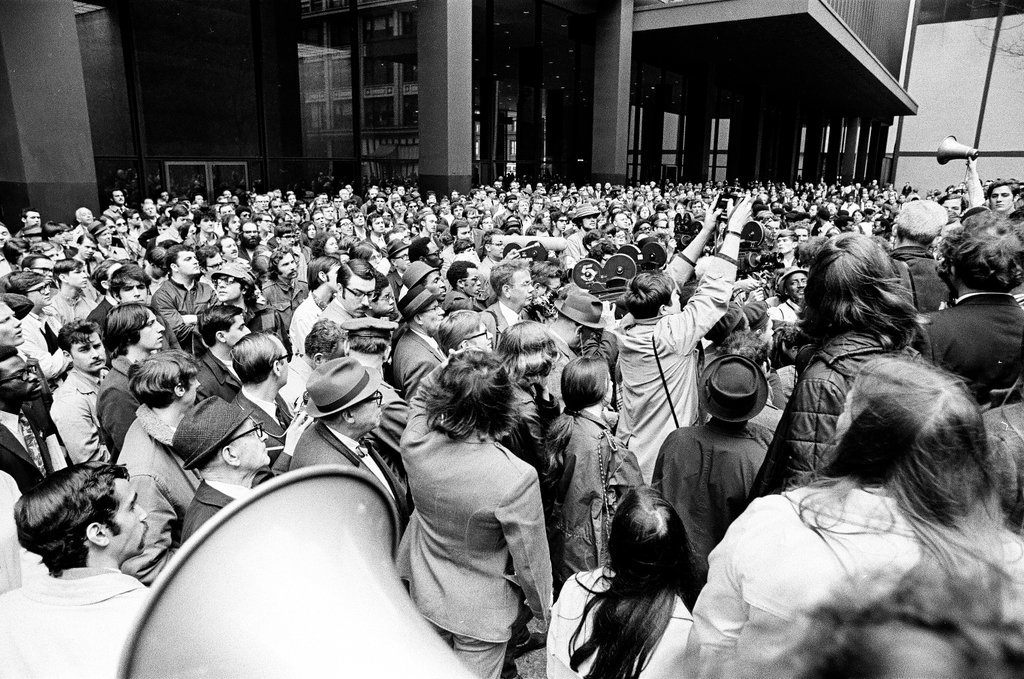 Abbie Hoffman and others at demonstration outside Federal Building - Chicago Sun-Times