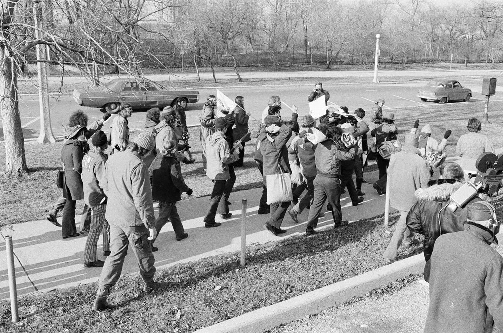 Native Americans in Justice March - Chicago Sun-Times