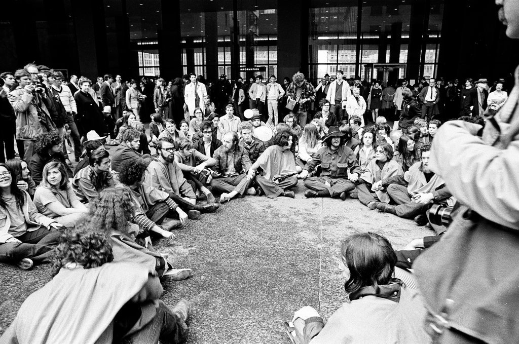 Abbie Hoffman and others at demonstration outside Federal Building - Chicago Sun-Times