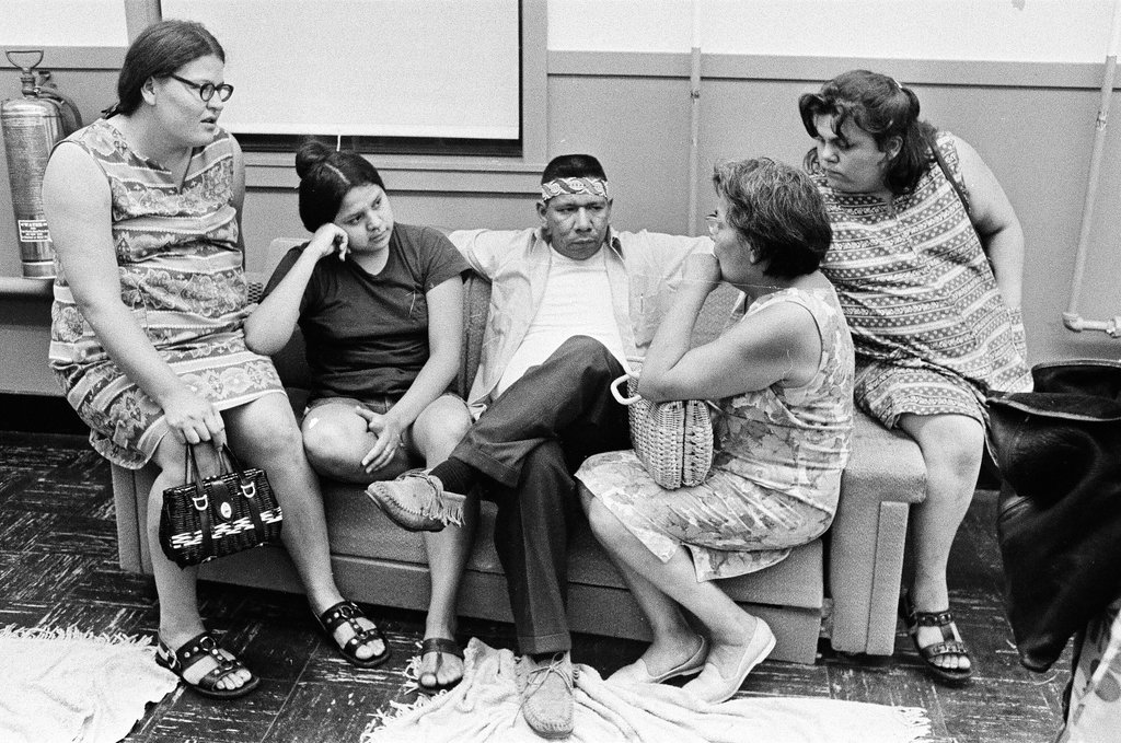 Native Americans meet with officials to discuss housing - Chicago Sun-Times