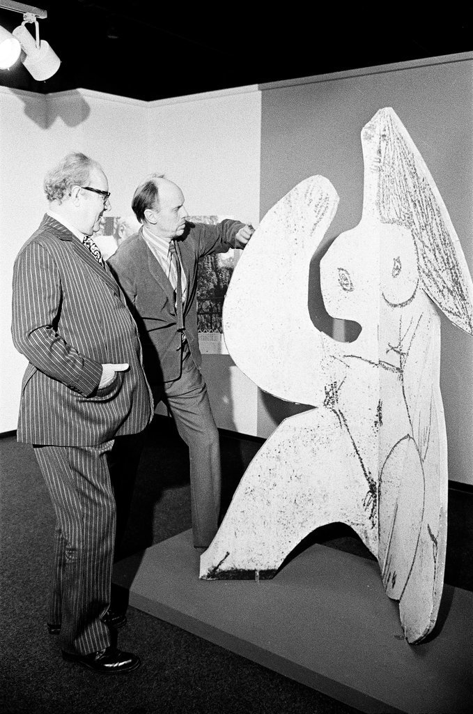 Model of Picasso's The Bather sculpture on display - Chicago Sun-Times