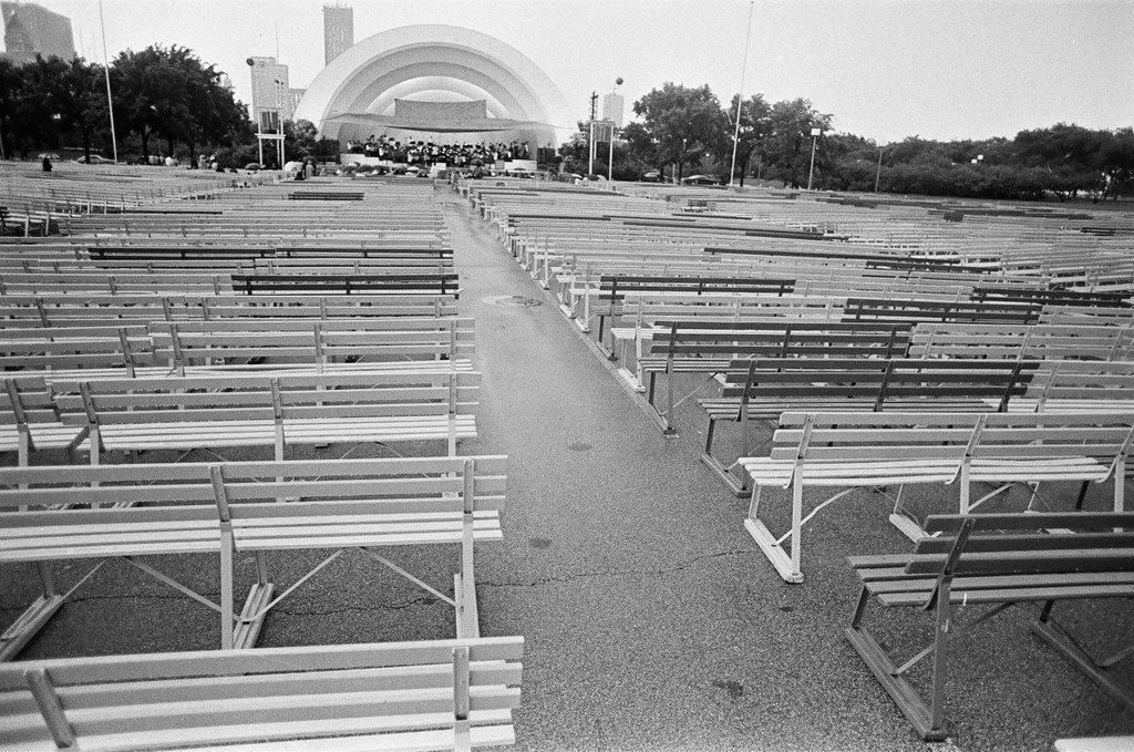 Rainy concert at Grant Park band shell - Chicago Sun-Times