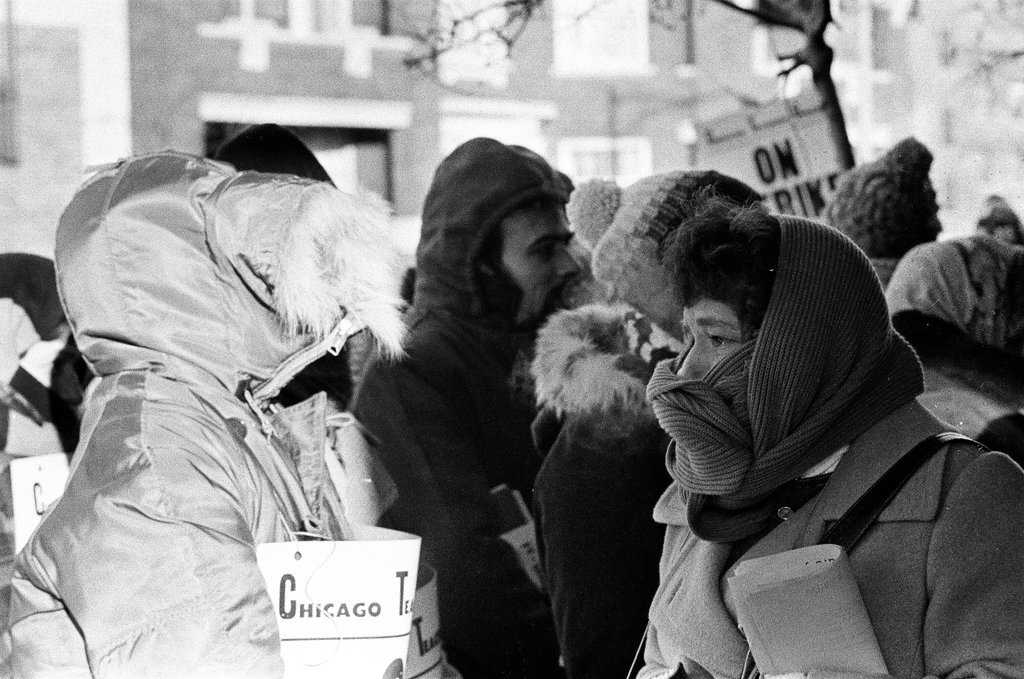 Striking teachers bundled up against the cold - Chicago Sun-Times