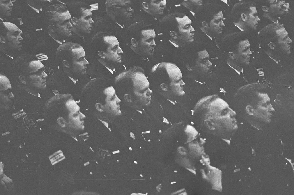Mayor Daley addresses police officers - Chicago Sun-Times
