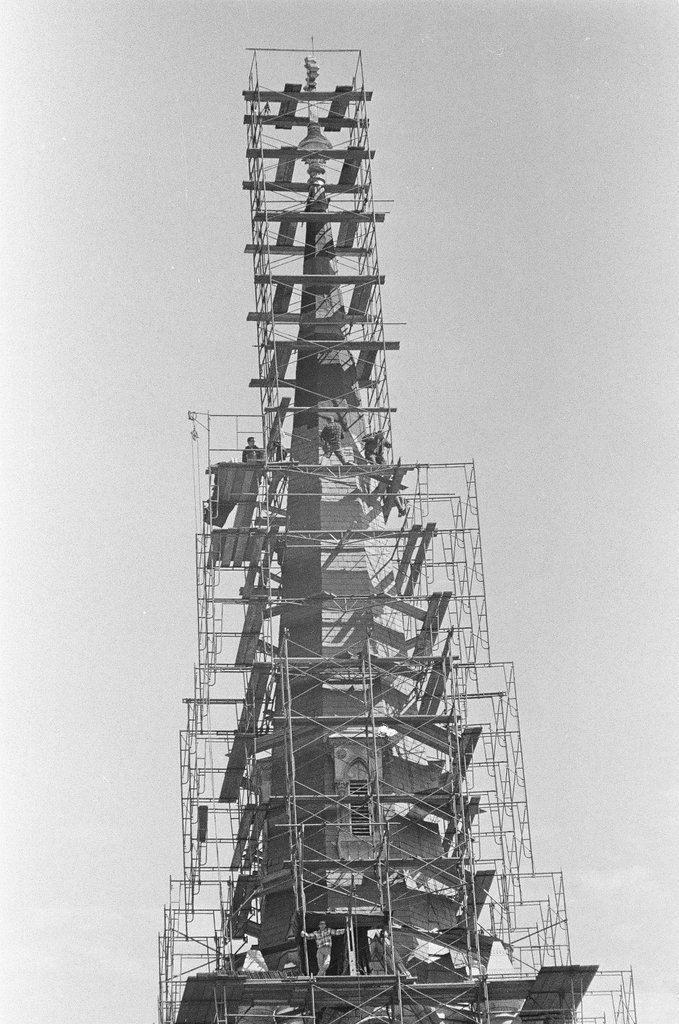Construction on Holy Name Cathedral - Chicago Sun-Times