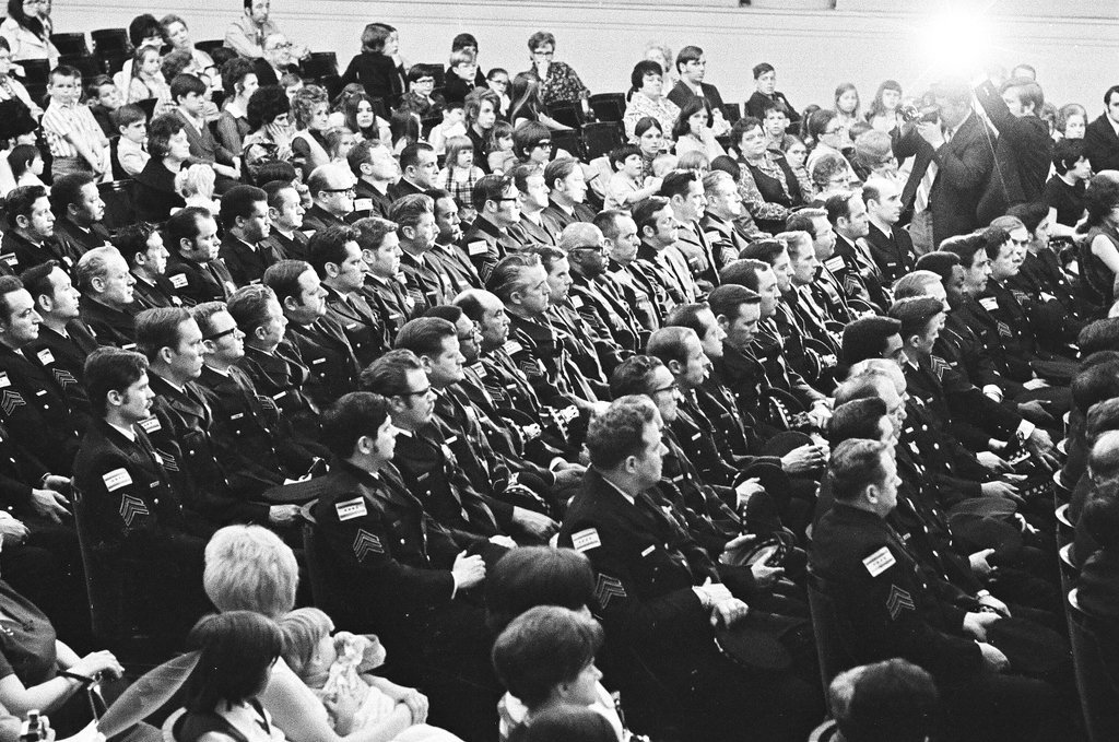 Mayor Daley addresses police officers - Chicago Sun-Times