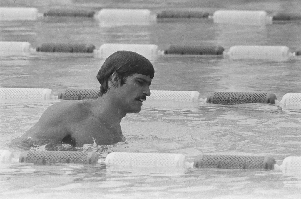 Men and women compete in Olympic swimming trials - Bob Langer for Chicago Sun-Times