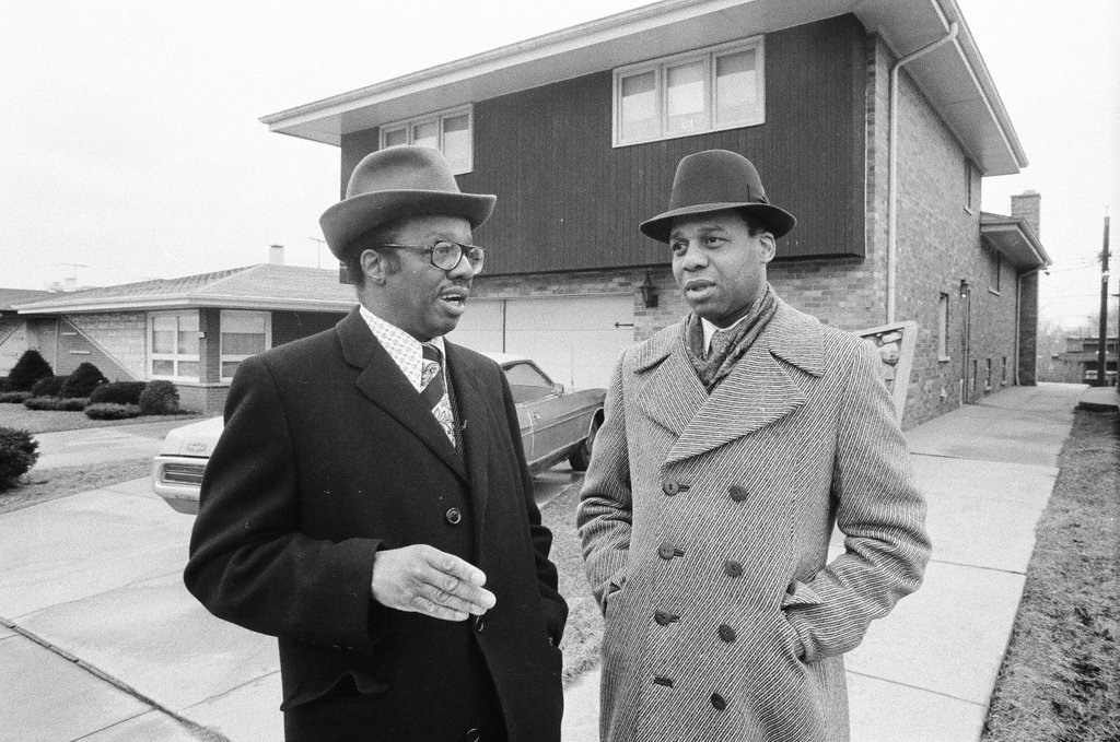 Homeowners in Chatham Park - Perry C. Riddle for Chicago Sun-Times
