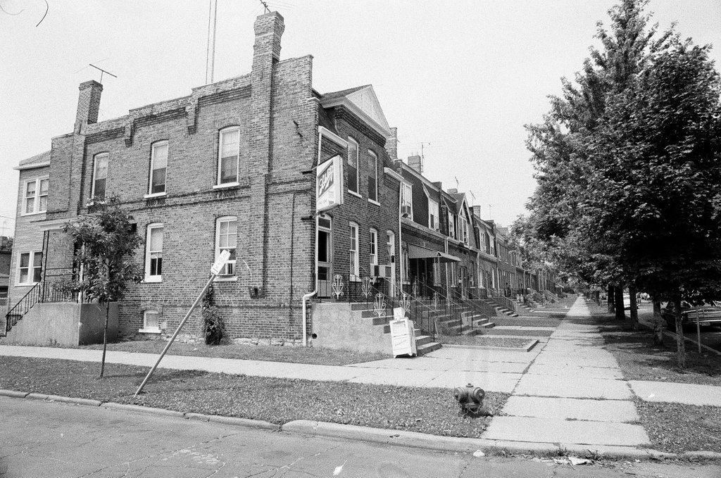 Two of the oldest residents of Pullman neighborhood - Jack Lenahan for Chicago Sun-Times