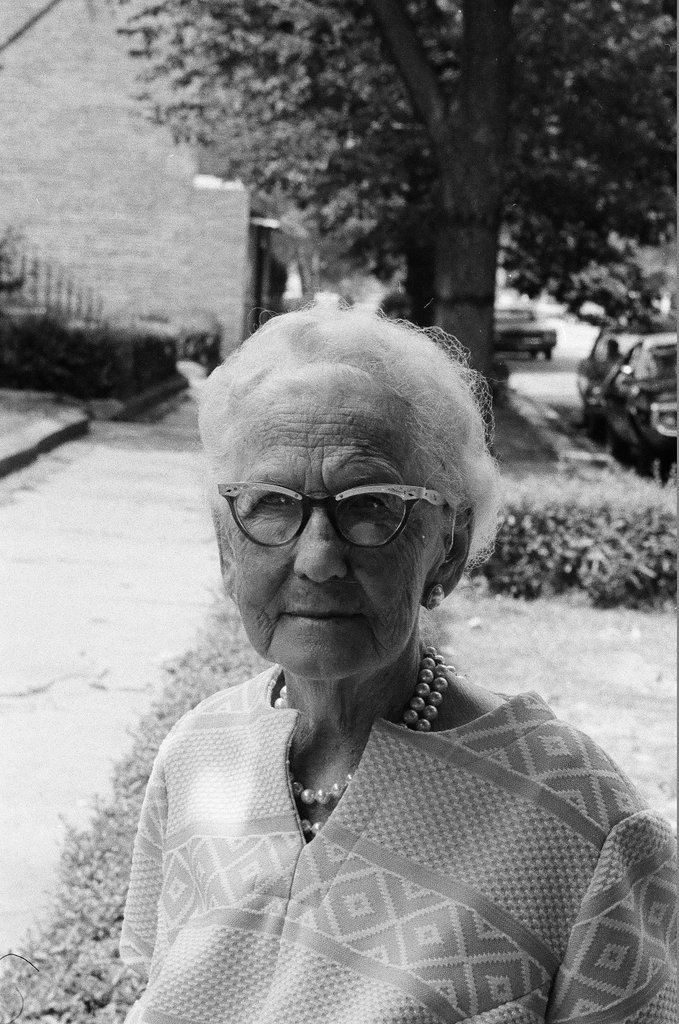 Two of the oldest residents of Pullman neighborhood - Jack Lenahan for Chicago Sun-Times