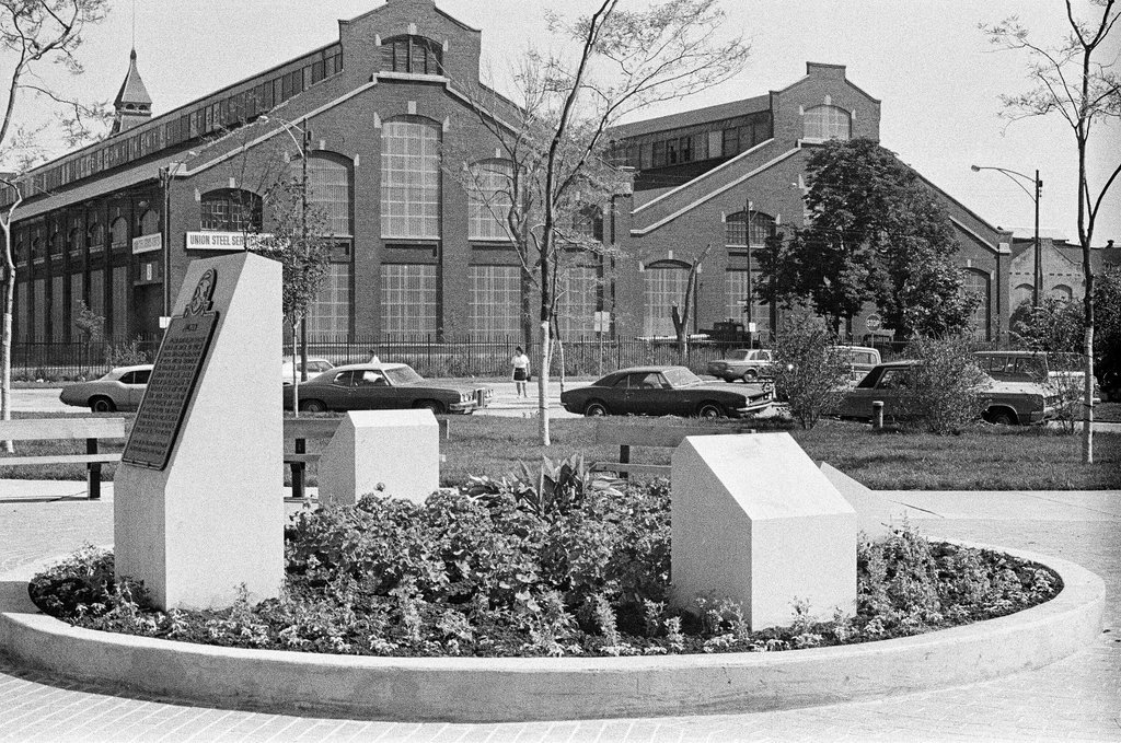 Scenes around Pullman neighborhood - Edward DeLuga for Chicago Sun-Times