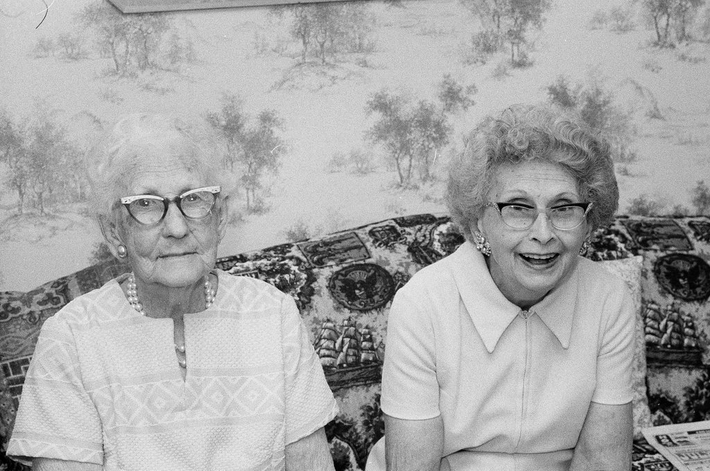 Two of the oldest residents of Pullman neighborhood - Jack Lenahan for Chicago Sun-Times