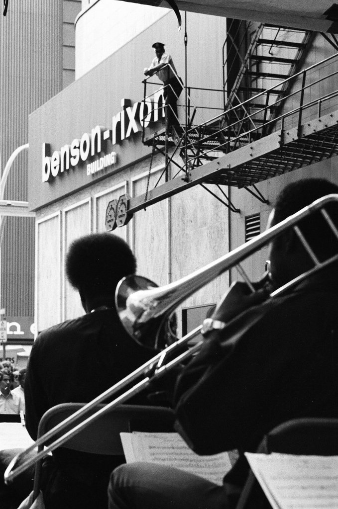 Jazz concert in the Loop - Larry Graff for Chicago Sun-Times