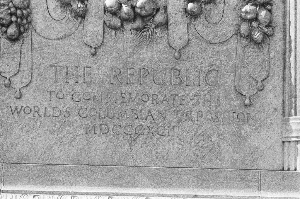 Statue of the Republic in Jackson Park - John H. White for Chicago Sun-Times
