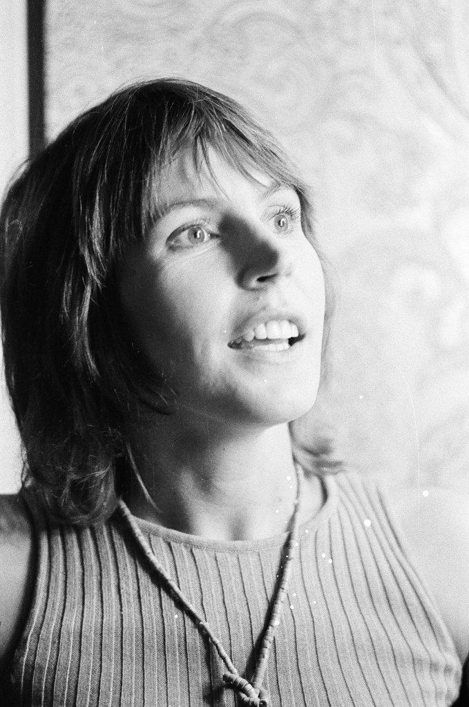 Helen Reddy at Arie Crown Theater - Duane Hall for Chicago Sun-Times