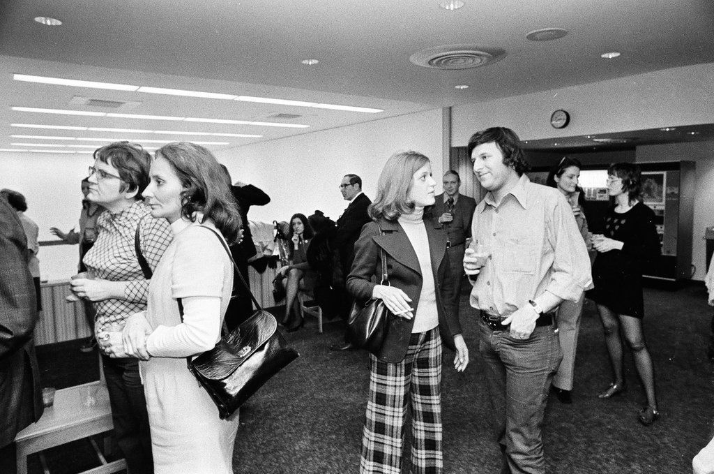 Betty Friedan at NOW fundraising reception - Chicago Sun-Times