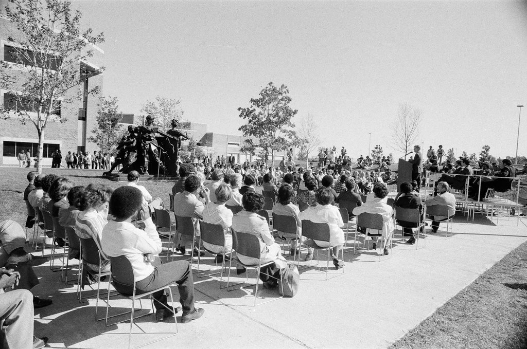 Martin Luther King memorial sculpture dedicated - Chicago Sun-Times