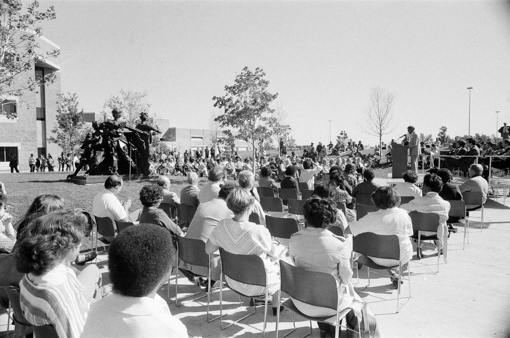 Martin Luther King memorial sculpture dedicated - Chicago Sun-Times