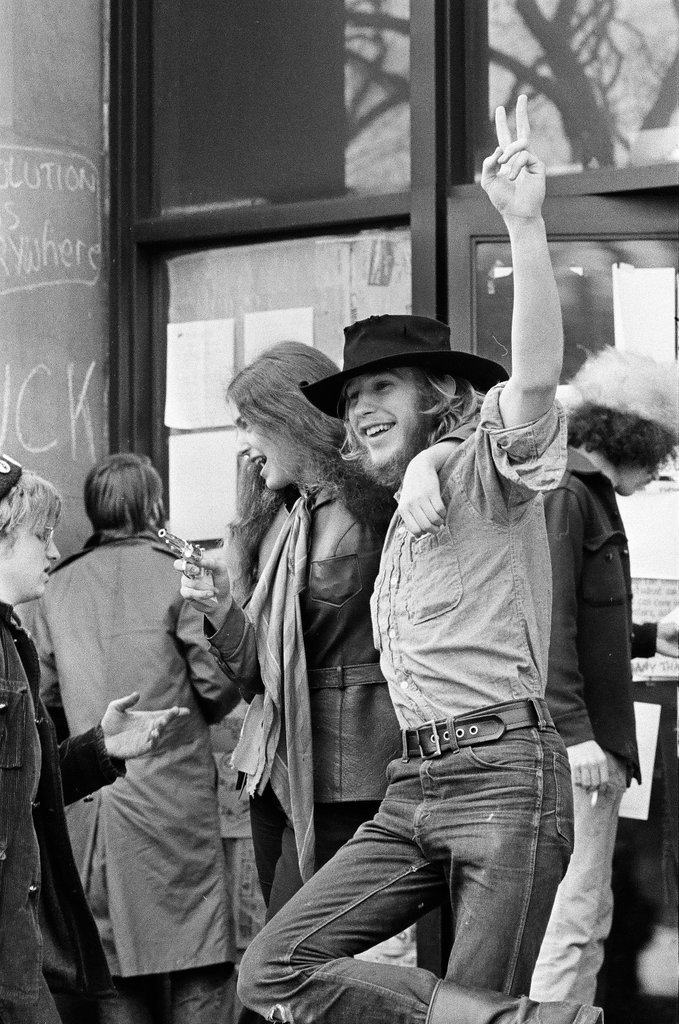 University of Chicago anti-sit-in rally regarding firing of professor Marlene Dixon - Chicago Sun-Times