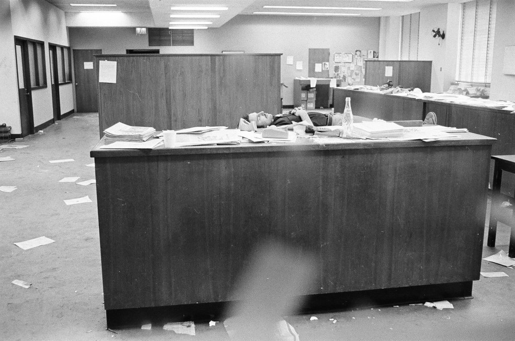 Clean up after sit-in at University of Chicago regarding firing of professor Marlene Dixon - Chicago Sun-Times