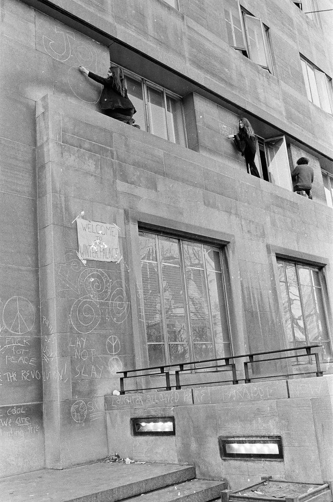 University of Chicago sit-in regarding firing of professor Marlene Dixon - Chicago Sun-Times