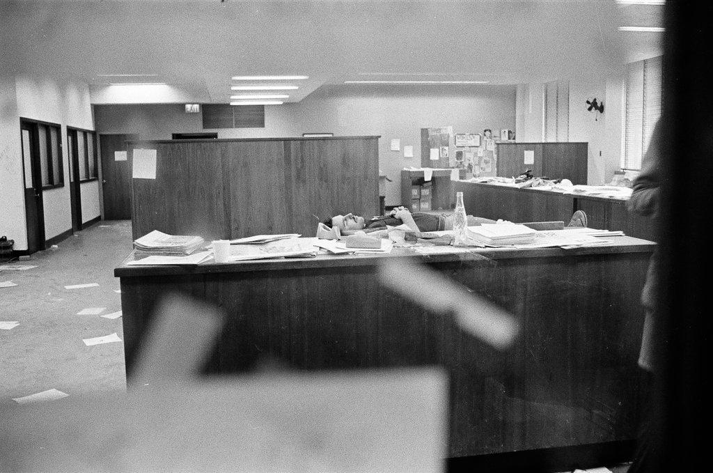 Clean up after sit-in at University of Chicago regarding firing of professor Marlene Dixon - Chicago Sun-Times