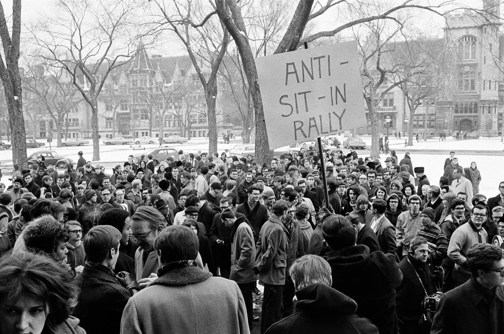 University of Chicago anti-sit-in rally regarding firing of professor Marlene Dixon - Chicago Sun-Times