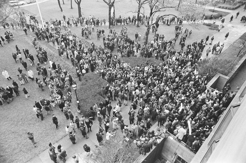 University of Chicago sit-in - Chicago Sun-Times