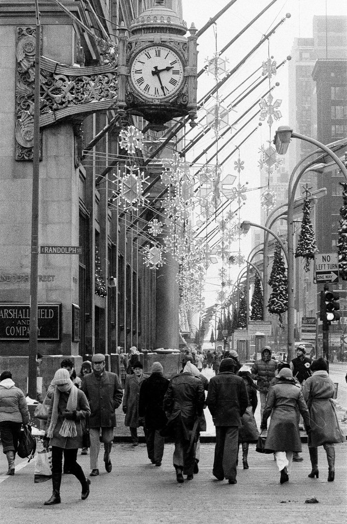 Shoppers on State Street - John H. White for Chicago Sun-Times