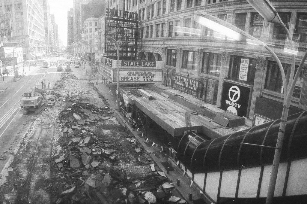 State Street Mall construction - Gene Pesek for Chicago Sun-Times
