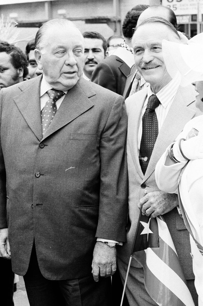 Daley and Ogilvie in parade with Puerto Rican Governor - Larry Graff for Chicago Sun-Times
