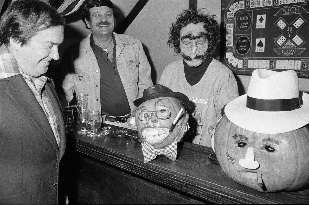 Pumpkin carving contest - Martha Hartnett for Chicago Sun-Times