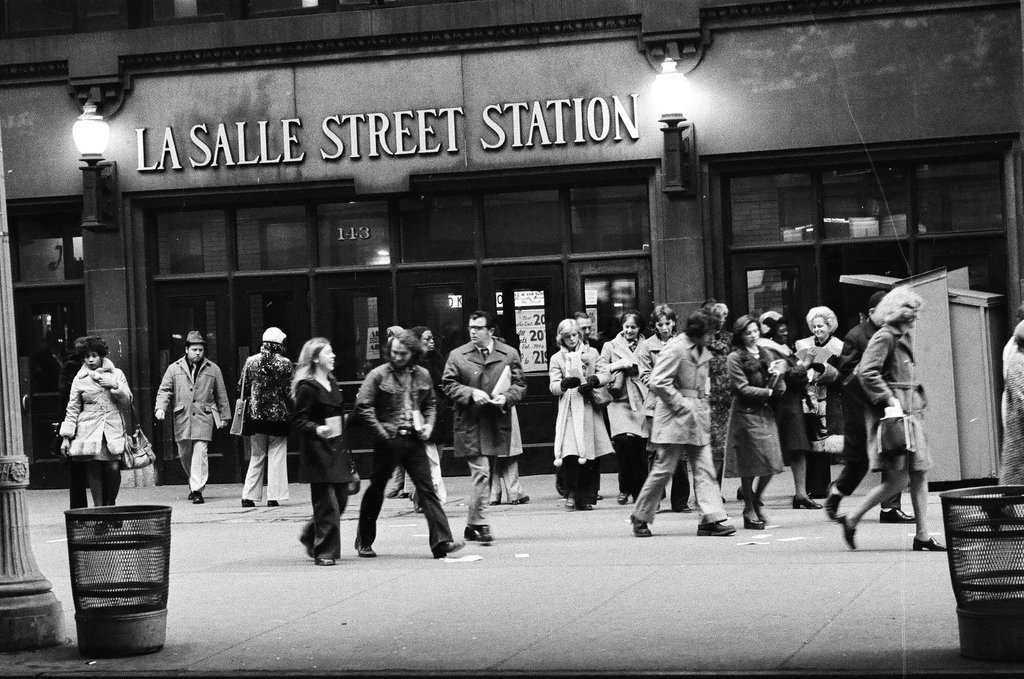 Railroad commuters - Edward DeLuga for Chicago Sun-Times