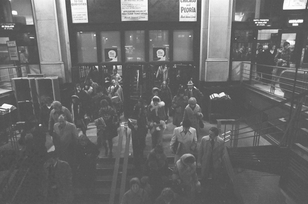 Railroad commuters - Edward DeLuga for Chicago Sun-Times
