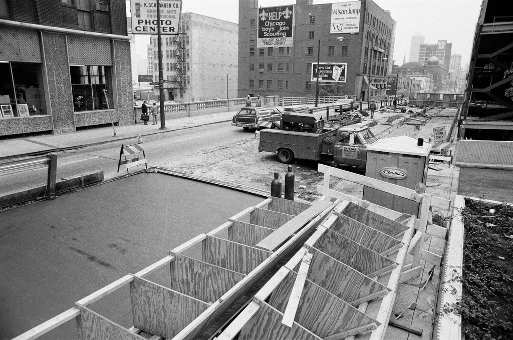 Wabash Avenue construction - James DePree for Chicago Sun-Times