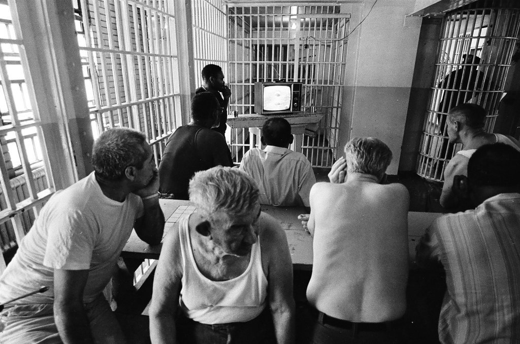 Inmates watch moon landing - Bill Mares for Chicago Sun-Times