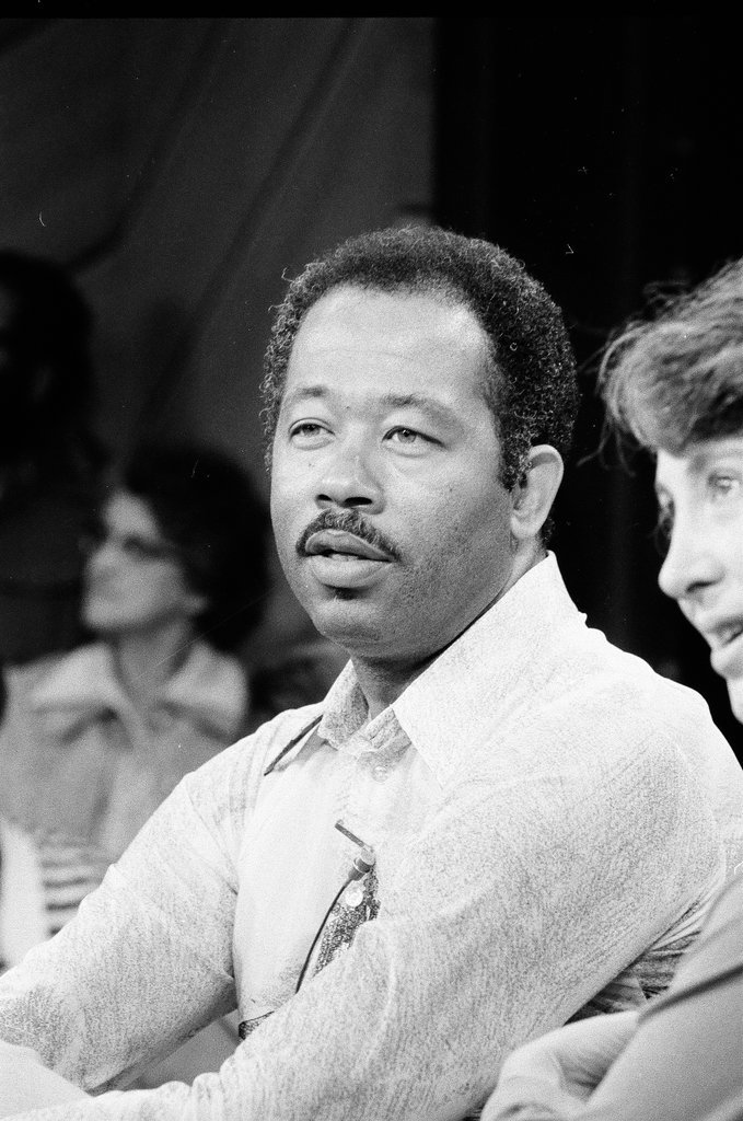 Susan Brownmiller and Eldridge Cleaver on Phil Donahue - Jerry Tomaselli for Chicago Sun-Times
