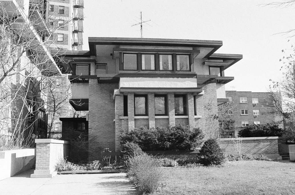 Frank Lloyd Wright house in Rogers Park - Carmen Reporto for Chicago Sun-Times