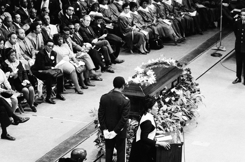 Mahalia Jackson funeral - Chicago Sun-Times