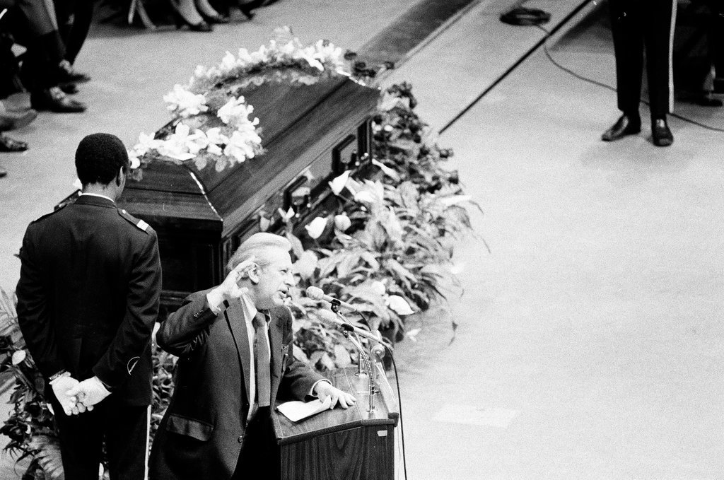 Mahalia Jackson funeral - Chicago Sun-Times