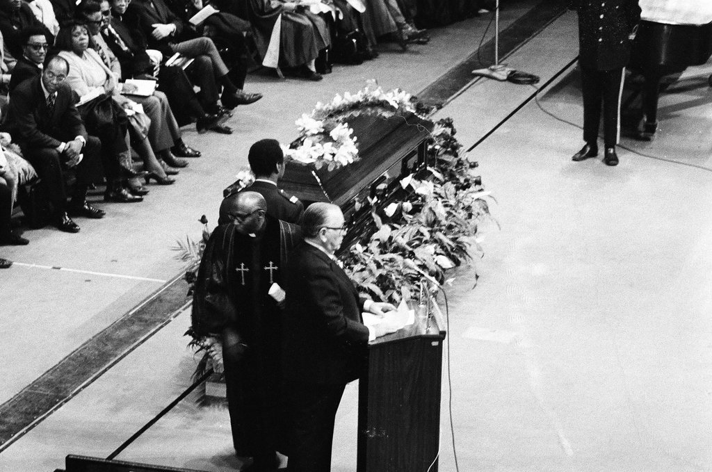 Mahalia Jackson funeral - Chicago Sun-Times