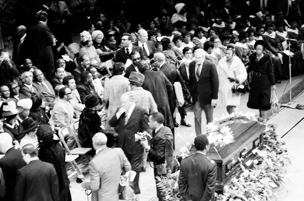 Mahalia Jackson funeral - Chicago Sun-Times