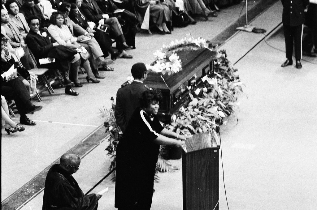 Mahalia Jackson funeral - Chicago Sun-Times