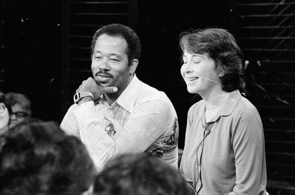 Susan Brownmiller and Eldridge Cleaver on Phil Donahue - Jerry Tomaselli for Chicago Sun-Times