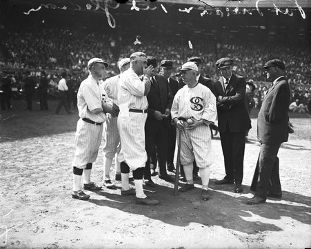 Chicago White Sox baseball manager Kid Gleason, Cincinnati Reds baseball player Pat Moran, and others during 1919 World Series - Chicago Daily News, Inc.